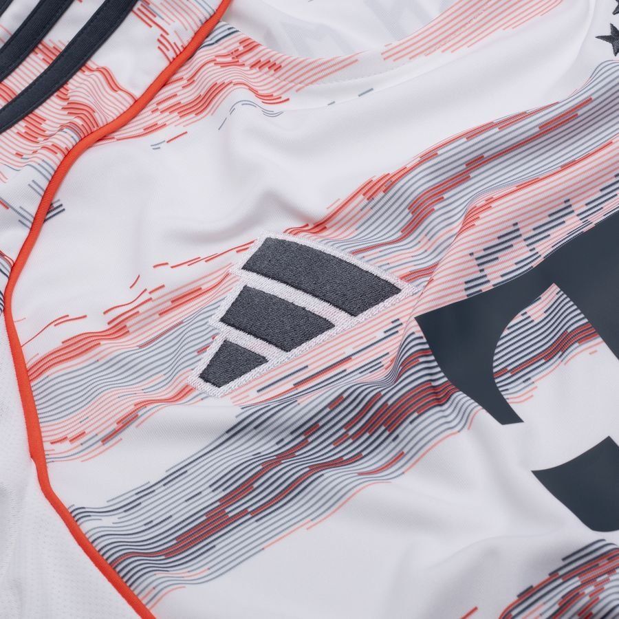 Bayern München Away Shirt 2025/26