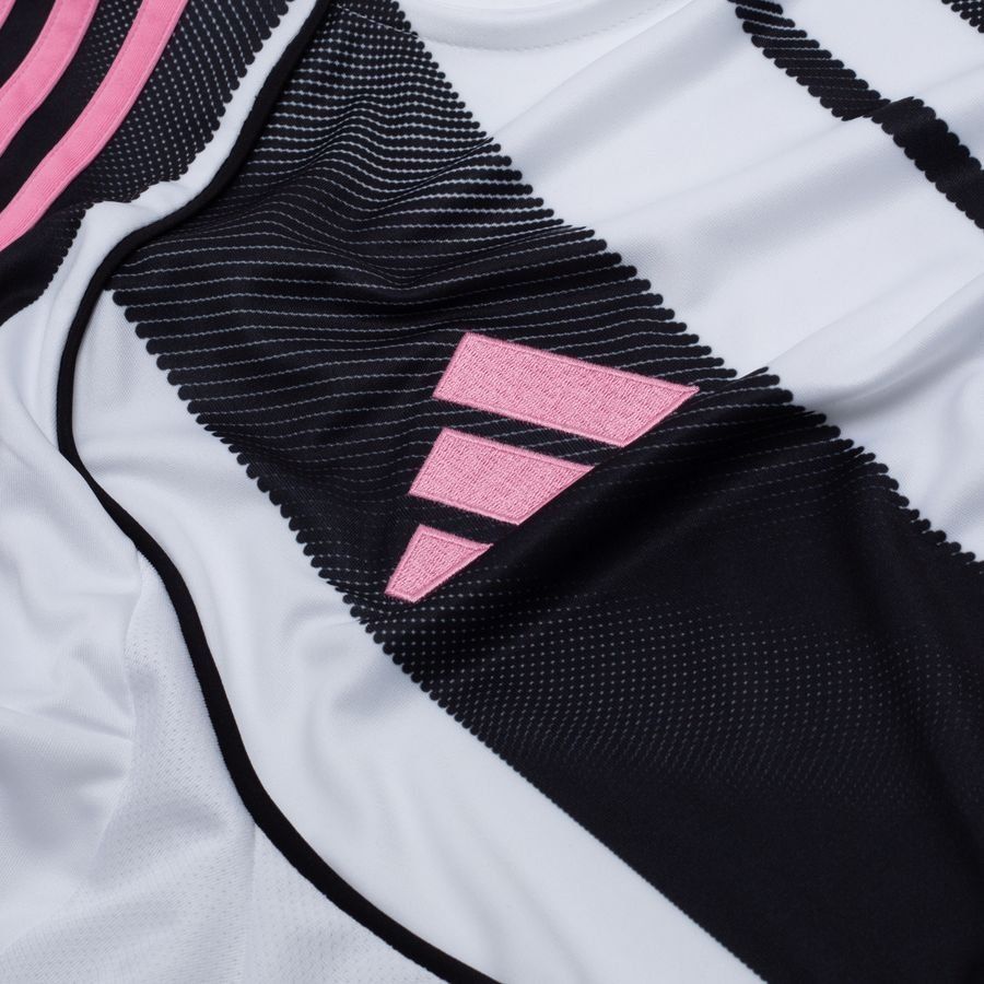 Juventus Home Shirt 2025/26