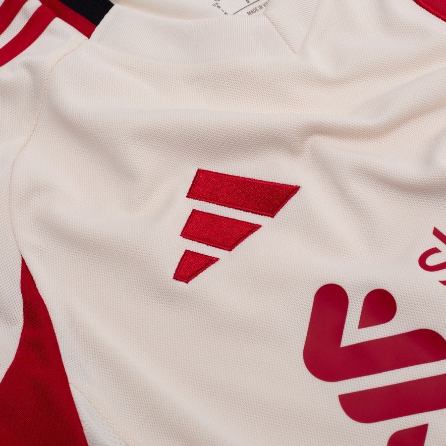Liverpool Away Shirt 2025/26