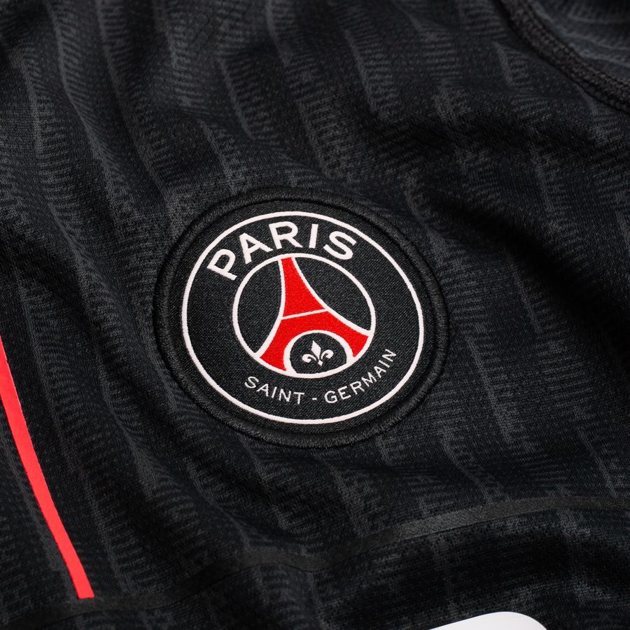Paris Saint Germain Fourth Shirt 2025/26